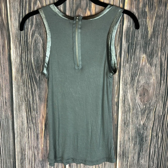 BKE Metallic Gray Tank- XS - Picture 5 of 7